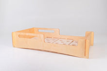 Cargar imagen en el visor de la galería, Cama de estilo Plywood Montessori Classic
