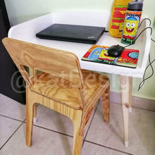 Cargar imagen en el visor de la galería, Escritorio de niño Wooden Children's Study
