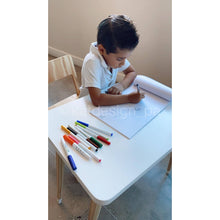 Cargar imagen en el visor de la galería, Escritorio de niño Wooden Children's Study
