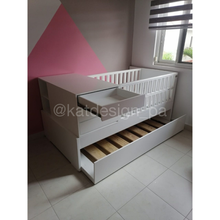 Cargar imagen en el visor de la galería, Cuna convertible a cama twin con axuliar
