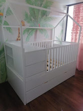 Cargar imagen en el visor de la galería, Cama Montessori Modelo Pupa B
