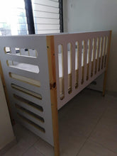 Cargar imagen en el visor de la galería, Cama PUPA
