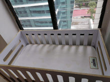Cargar imagen en el visor de la galería, Cama PUPA
