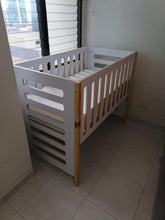 Cargar imagen en el visor de la galería, Cama PUPA
