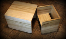 Cargar imagen en el visor de la galería, Silla Cubo Montessori
