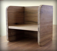 Cargar imagen en el visor de la galería, Silla Cubo Montessori
