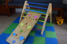 Cargar imagen en el visor de la galería, Triangulo de pikler juego montessori
